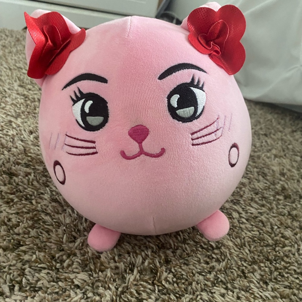 Megan play memory foam cat plush